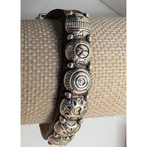 Brighton Leather Bracelet 7.5in Peace Heart Silver Tone Buckle - Picture 4 of 4